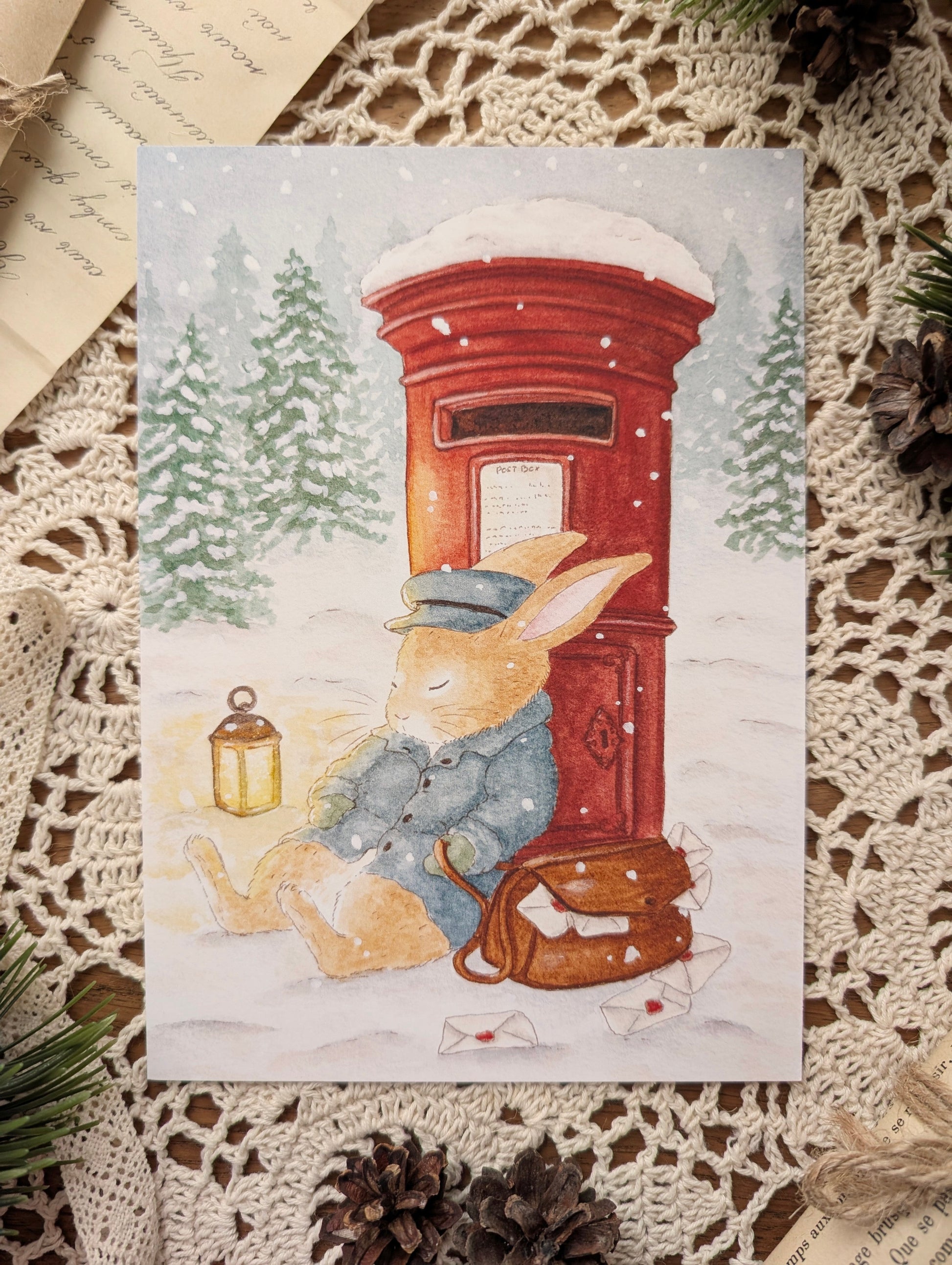 Illustration "Le Postier Endormi" Cosy Del Cottage